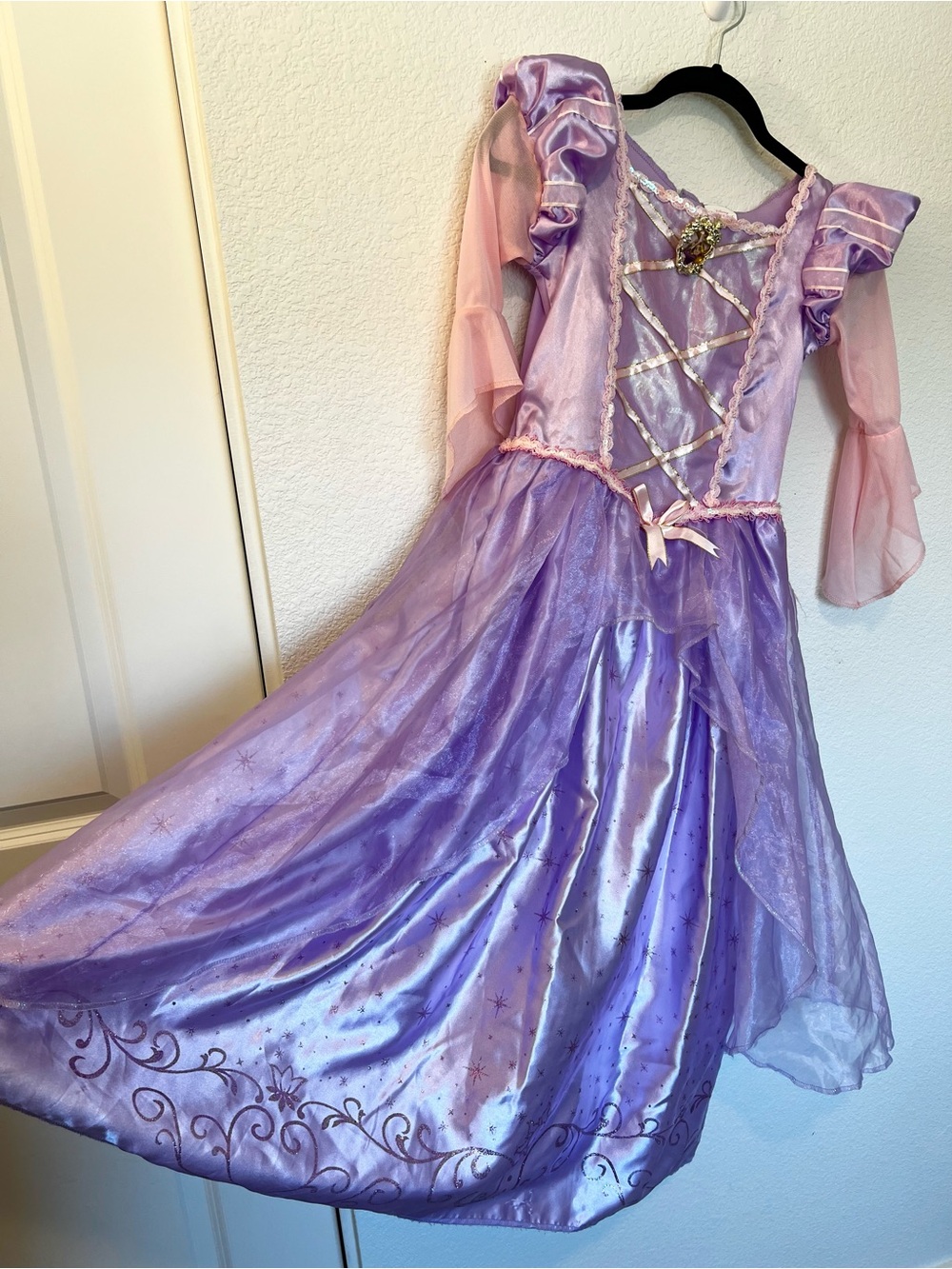 Disney Princess Rapunzel Dress- Size M (7/8) - Picture 4 of 8
